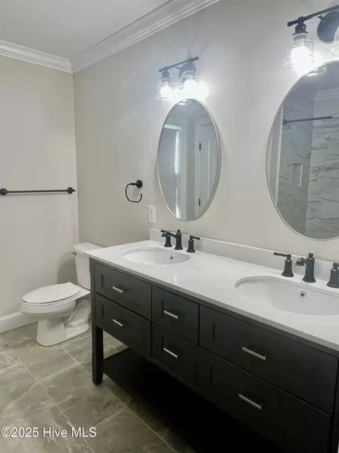 Bath - 175 Joshua Dr, Chocowinity, NC 27817 photo 1 of 3