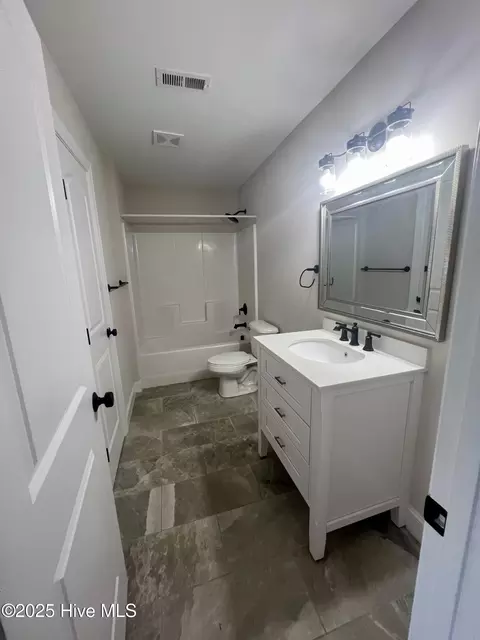 Bath - 175 Joshua Dr, Chocowinity, NC 27817 photo 3 of 3