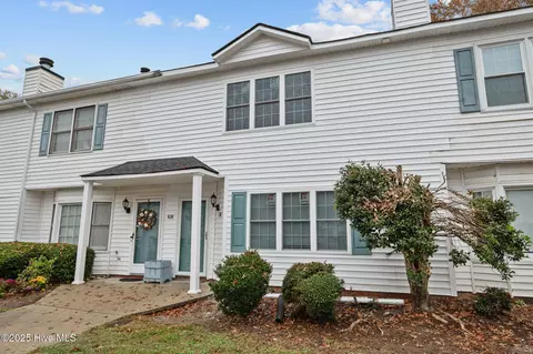 1113 Grovemont Dr #G4, Greenville, NC 27834