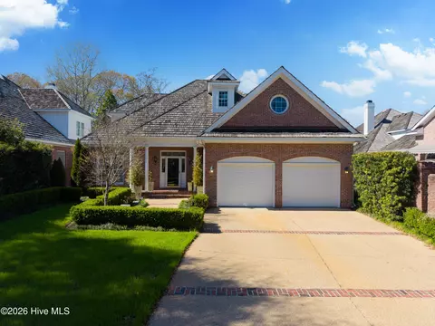 1914 Odyssey Dr, Wilmington, NC 28405