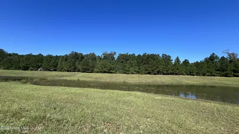 713 Edgeside Dr SE, Bolivia, NC 28422