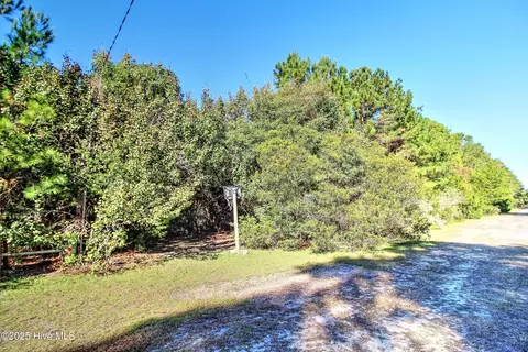 1600 Breezeway Dr SW, Ocean Isle Beach, NC 28469