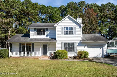 615 Walden Pl, Jacksonville, NC 28546