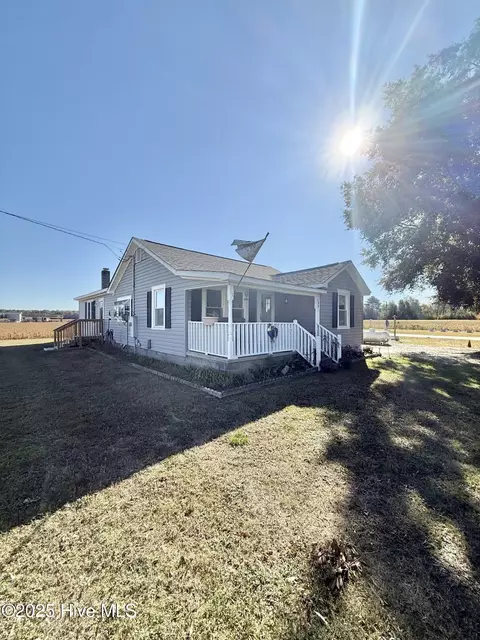 137 Butterfly Ln, Pikeville, NC 27863