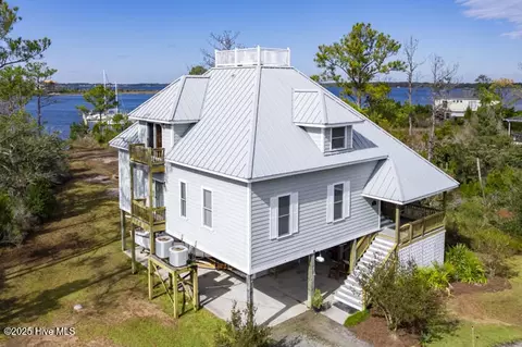 363 Cabin Creek Rd, Merritt, NC 28556