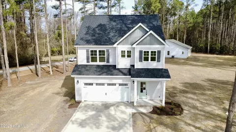 1739 Cardinal Dr, Deep Run, NC 28525 photo 3