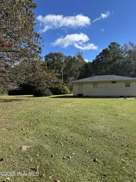Exterior - 1232 Mears Ln, Clarkton, NC 28433 photo 4 of 4