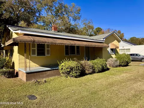 Exterior - 102 E Main St, Hamilton, NC 27840 photo 2 of 3