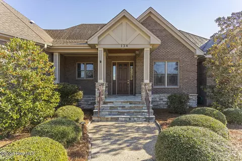 134 Pine Ridge Dr, Wallace, NC 28466 photo 5