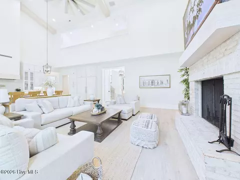 Living - 5164 Nc-24, Cameron, NC 28326 photo 3 of 5