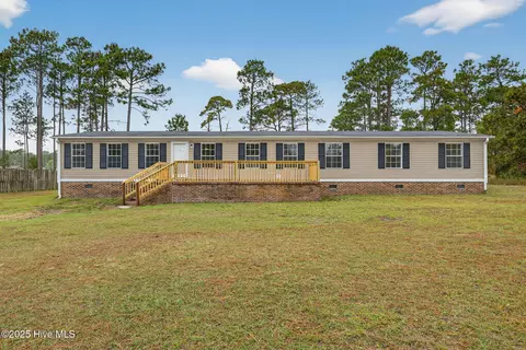 108 Gold Coast Dr, Hampstead, NC 28443