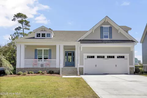 813 Sweetgrass St SE, Holly Ridge, NC 28445