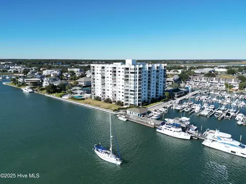 322 Causeway Dr #STE 802, Wrightsville Beach, NC 28480