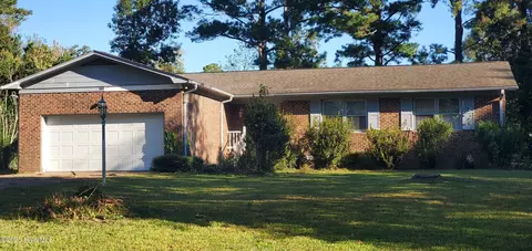 609 Bayshore Dr, Wilmington, NC 28411