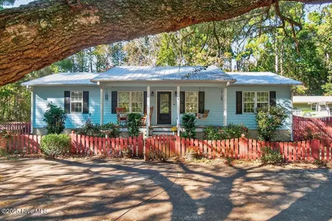 1109 Middle Sound Loop Rd, Wilmington, NC 28411
