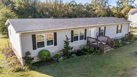 3729 Bryan Hardy Rd, La Grange, NC 28551