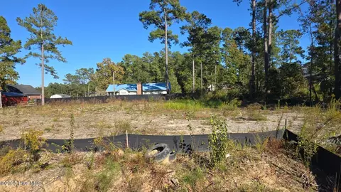 1032 Lexington Ave NE, Leland, NC 28451