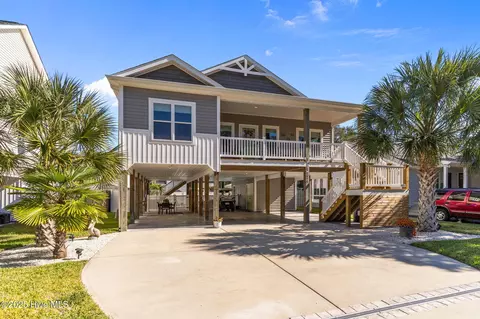 224 NE 58th St, Oak Island, NC 28465