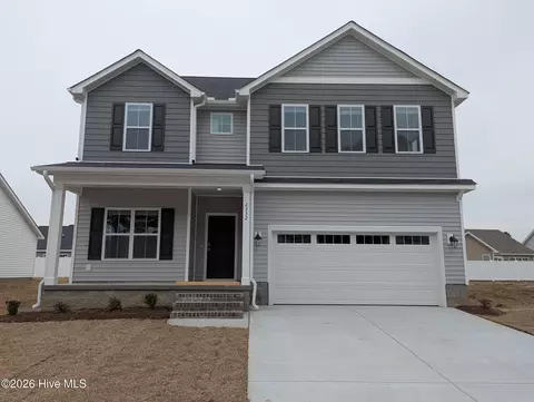 2332 Rhinestone Dr, Winterville, NC 28590