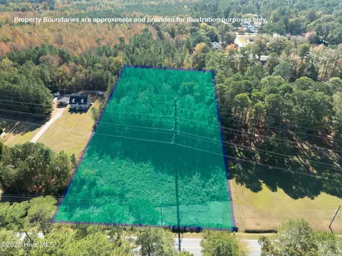 1909 Barlow Rd, Tarboro, NC 27886