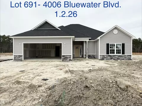 4006 Bluewater Blvd, New Bern, NC 28562