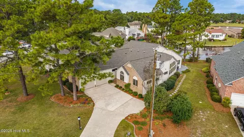 901 Coral Ct, New Bern, NC 28560
