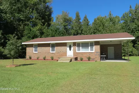 2903 Trent Rd, Oriental, NC 28571