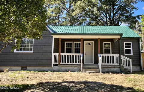 108 Denby St SW, Wilson, NC 27893
