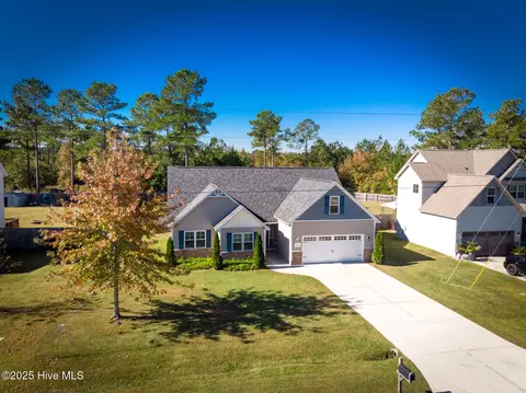209 Zonnie Ln, Jacksonville, NC 28540