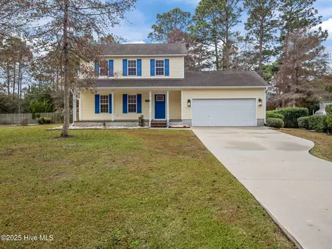 250 Star Hill Dr, Cape Carteret, NC 28584