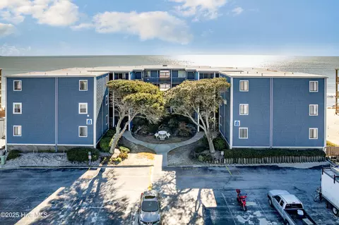 2240 New River Inlet Rd UNIT 325, North Topsail Beach, NC 28460
