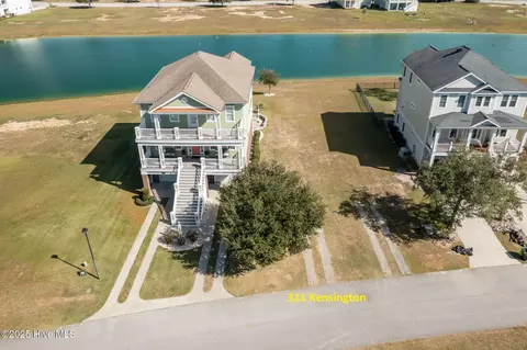 311 Kensington Pl, Newport, NC 28570