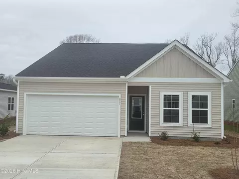 827 Schoolfield Dr, Sneads Ferry, NC 28460