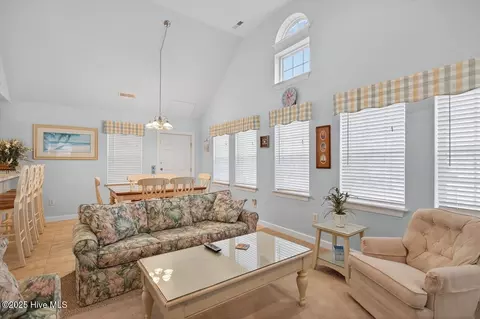 Living - 206 E Palmetto St, Kill Devil Hills, NC 27948 photo 2 of 3
