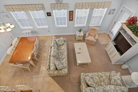 Dining - 206 E Palmetto St, Kill Devil Hills, NC 27948 photo 2 of 2