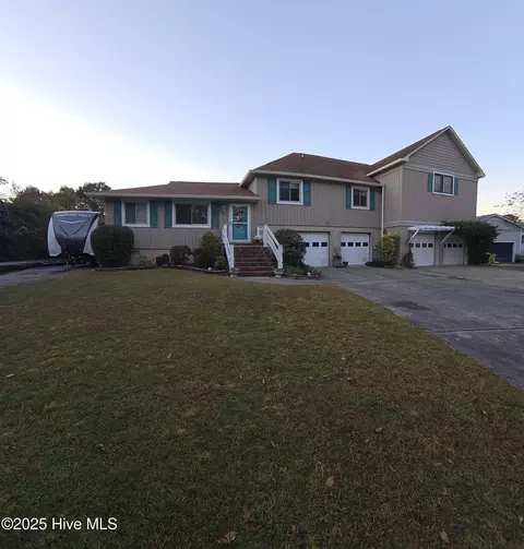 105 Captains Cv, New Bern, NC 28562