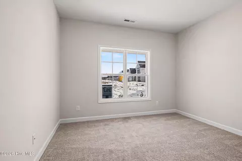 Bedroom - 207 Tuskeegee Dr, Smithfield, NC 27577 photo 6 of 9