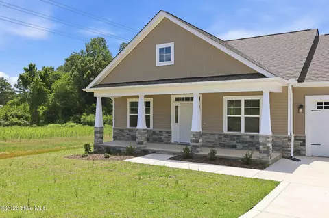 Exterior - 130 Kindletree Ln, Carthage, NC 28327 photo 3 of 5