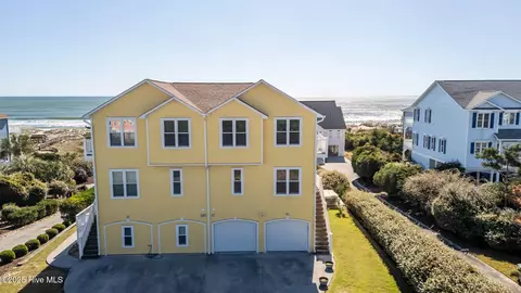 9911 Shipwreck Ln W #WEST, Emerald Isle, NC 28594