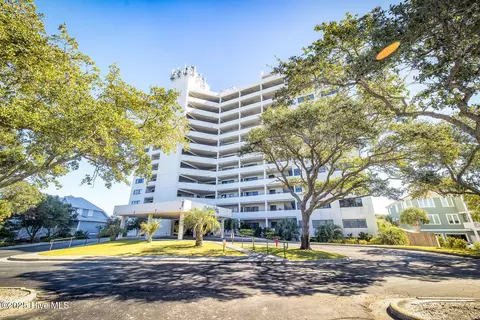 1080 Saint Joseph St #4D, Carolina Beach, NC 28428