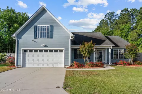 1813 Chicory Cir, Leland, NC 28451