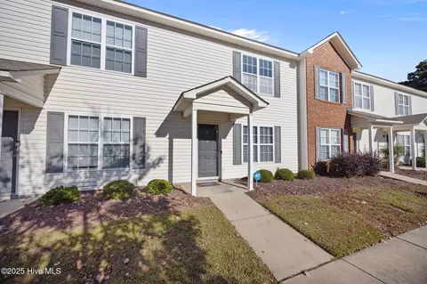 4225 Dudleys Grant Dr #F, Winterville, NC 28590