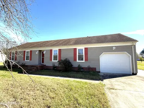 251 Puddin Ridge Rd, Moyock, NC 27958