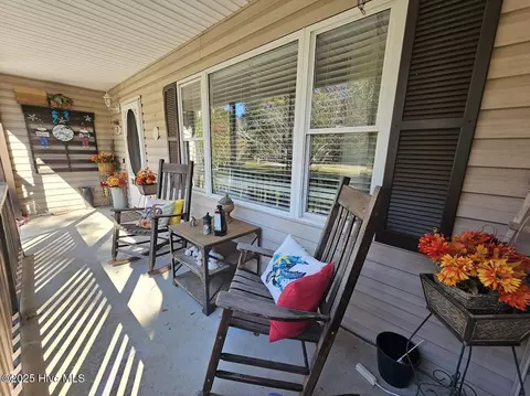 410 Masters Ln, Hampstead, NC 28443 photo 8