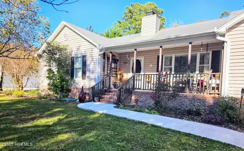 410 Masters Ln, Hampstead, NC 28443 photo 3