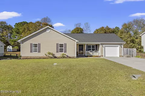 114 Cobalt Stream Ct, Jacksonville, NC 28546