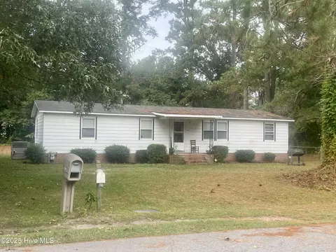 1901 Corbett Ave, Greenville, NC 27834