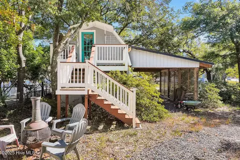 2608 E Oak Island Dr, Oak Island, NC 28465