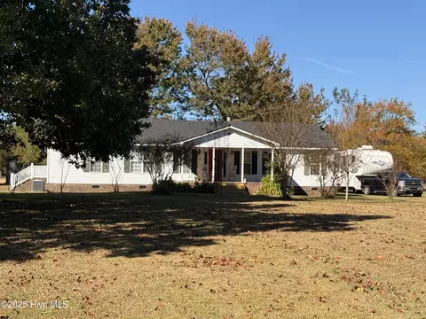 1722 Hollis Rd, Plymouth, NC 27962