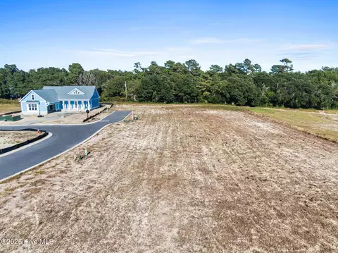76 Solstice Way, Hampstead, NC 28443 photo 2
